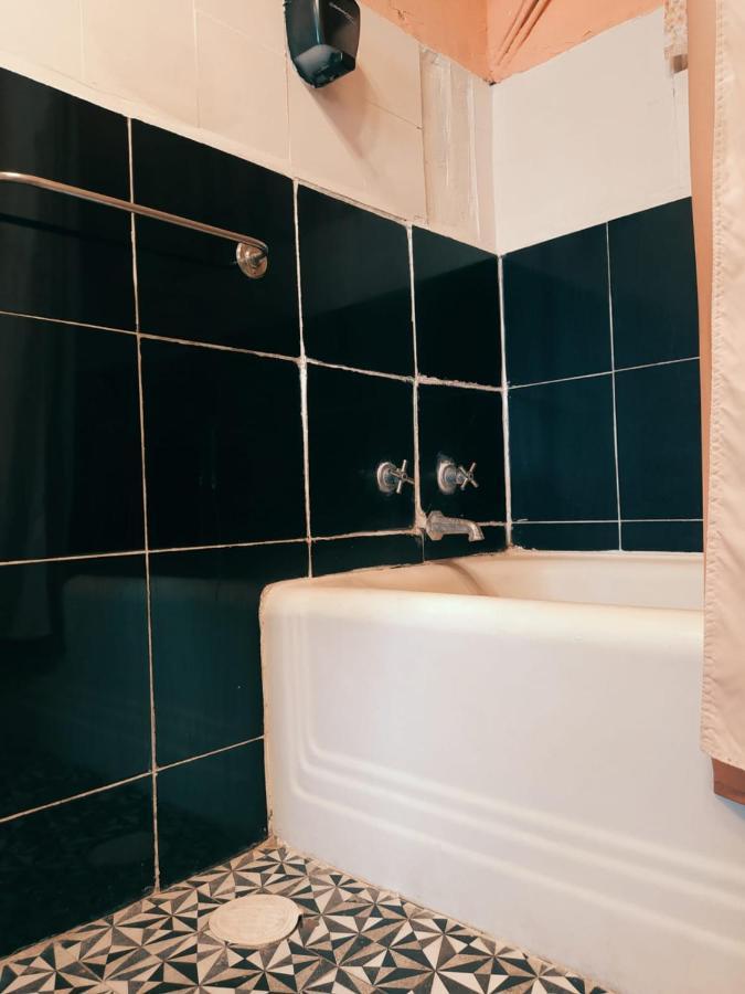 גואדלחארה Casa Atenas (Adults Only) מראה חיצוני תמונה